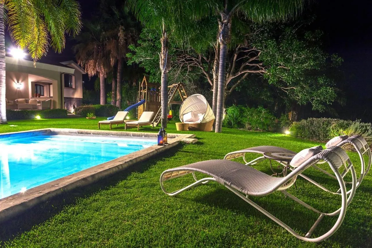 Casa Nanitta Maison De Charme Aci Castello Holiday home